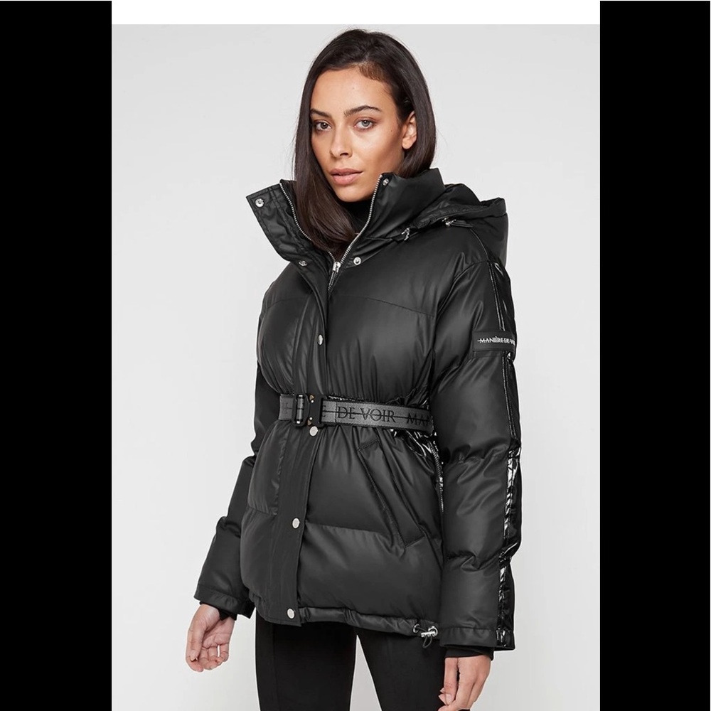 Maniere de voir Belted puffer coat